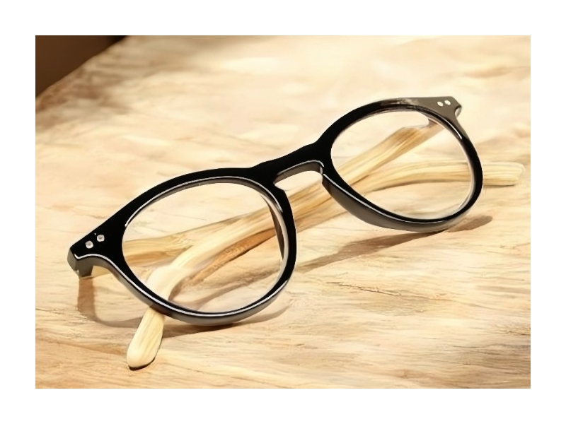 Lunettes loupe et lunettes de lecture noires brillantes et branches "bois clair"