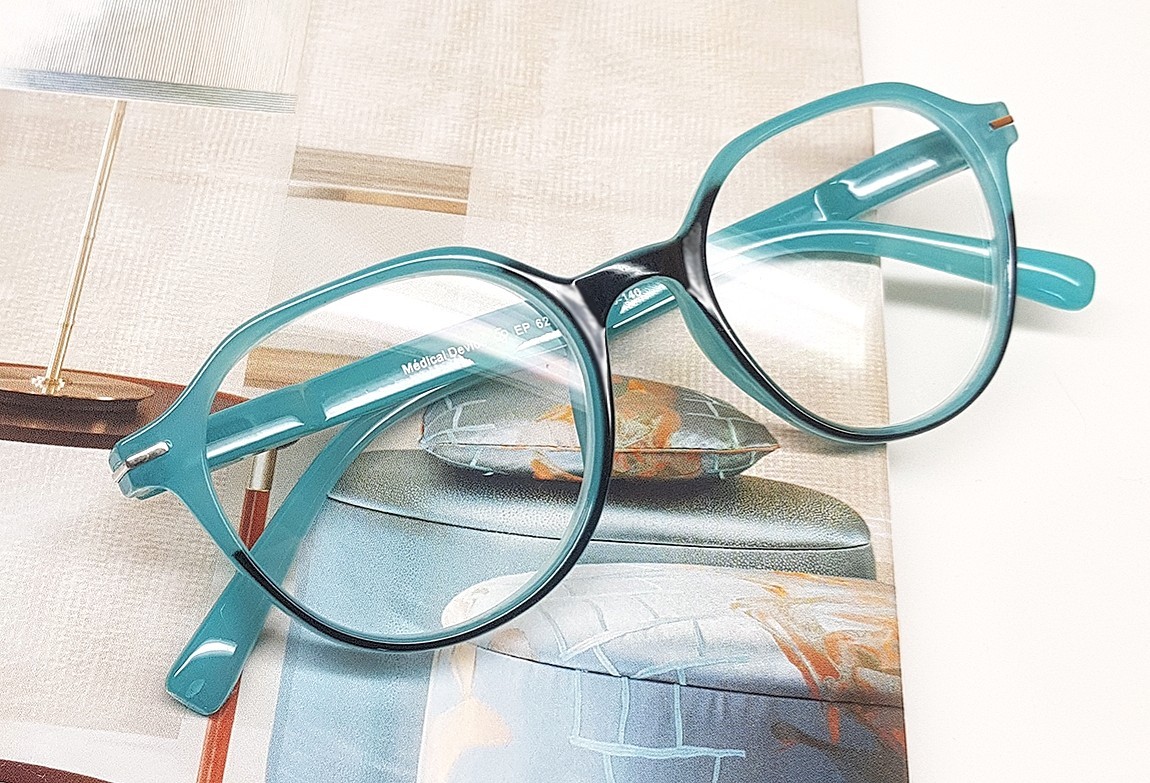 lunettes loupe de lecture noire et turquoise