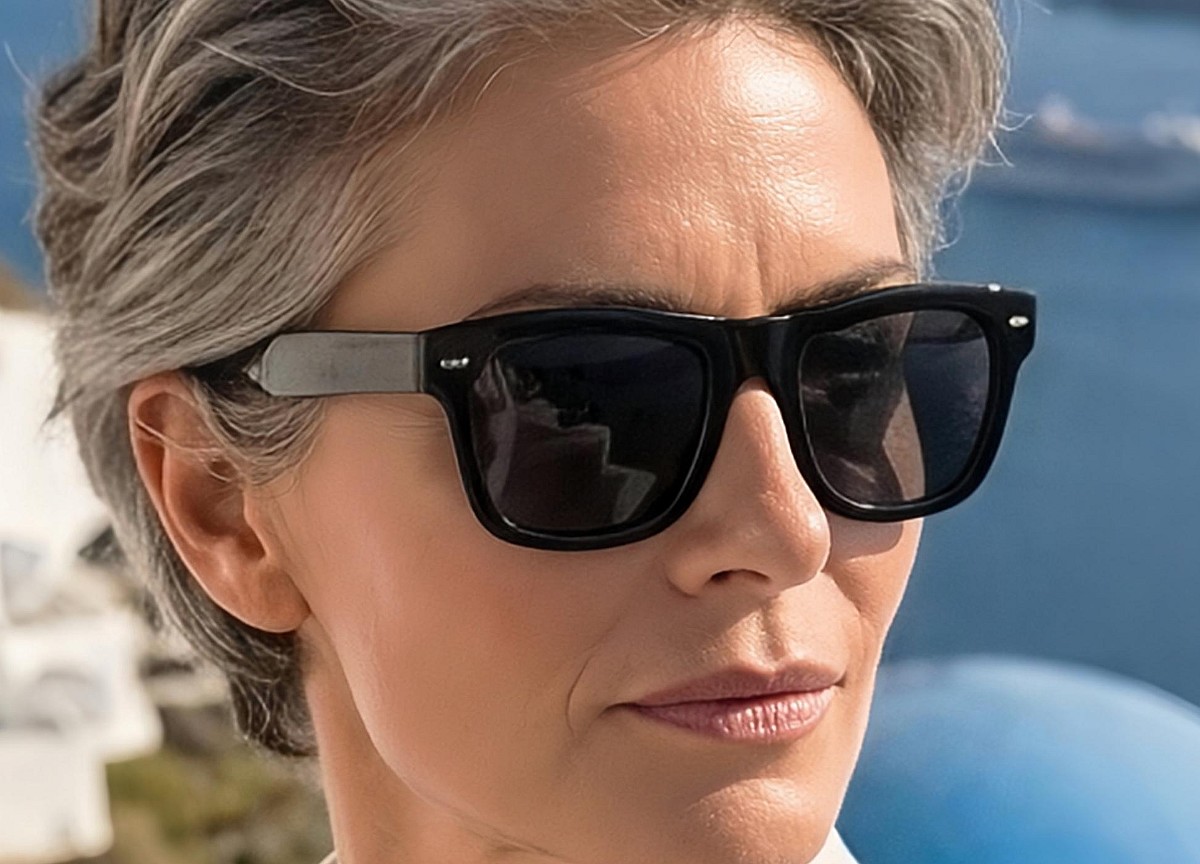 lunettes_loupe_solaire_779985462