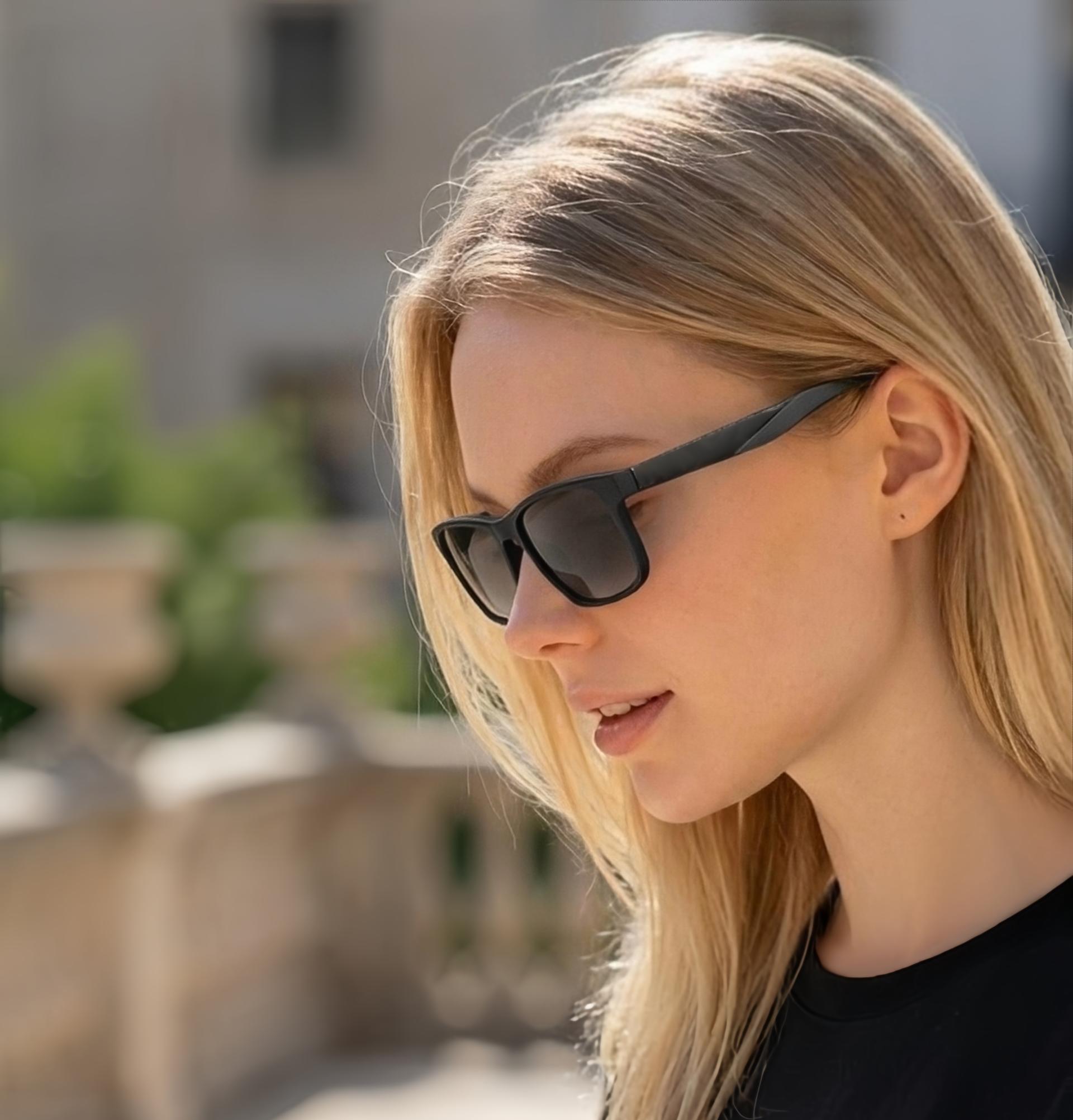 lunettes_loupe_de_lecture_solaires_femme